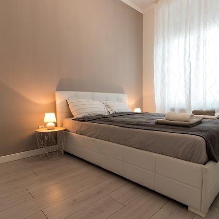Comfortable & Lovely Apartment Belgrado Exterior foto