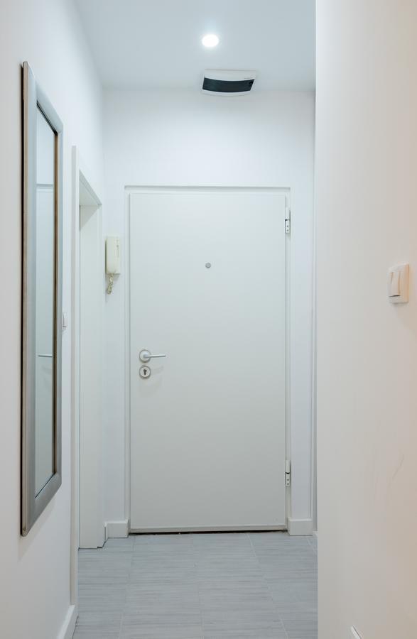 Comfortable & Lovely Apartment Belgrado Exterior foto